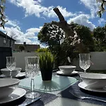 Pensionat Superb Triple Near Airport - 5 Dublin