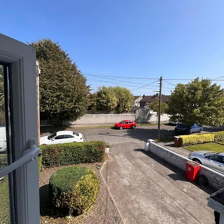 Superb Triple Near Airport - 5 بيت ضيافة دبلن