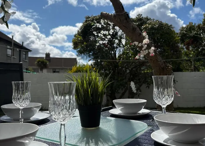 بيت ضيافة Superb Triple Near Airport - 5 دبلن