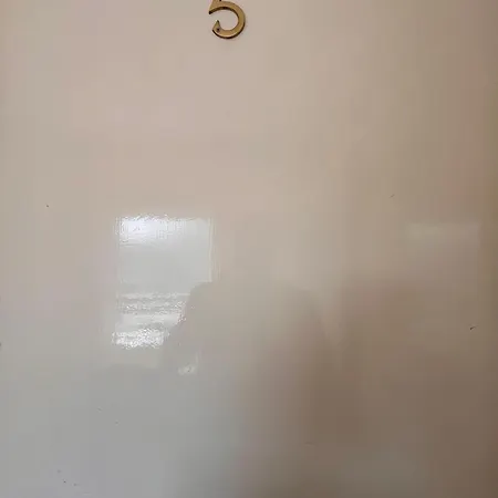 Guest house Superb Triple Near Airport - 5 Dublin